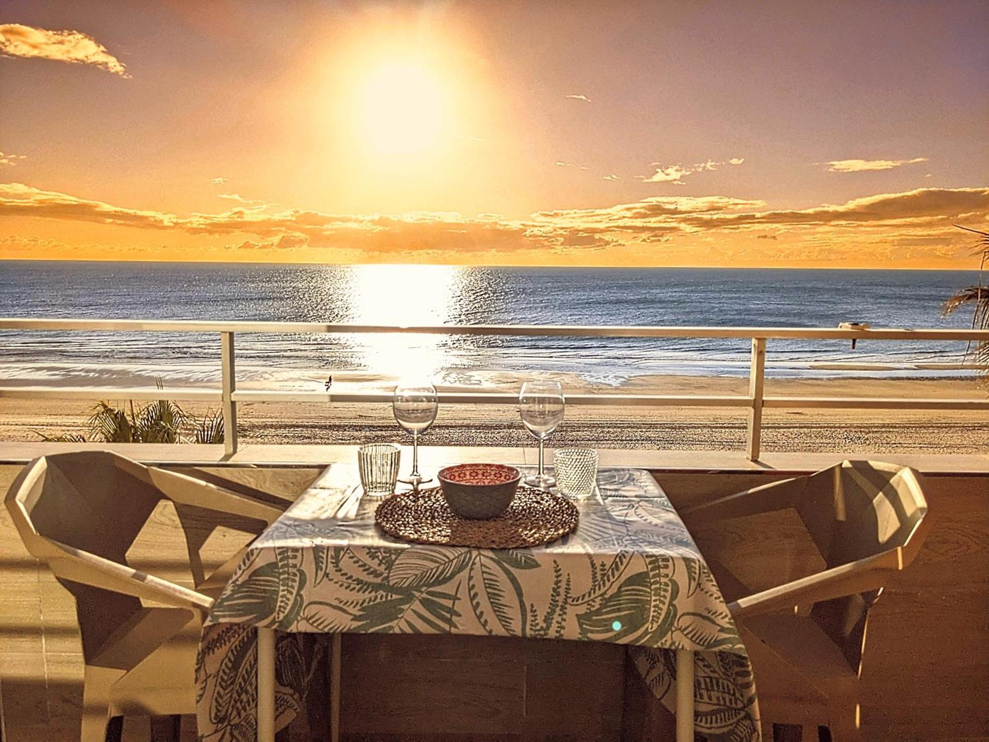Apartamento En La Playa Con Garaje Cádiz Buitenkant foto